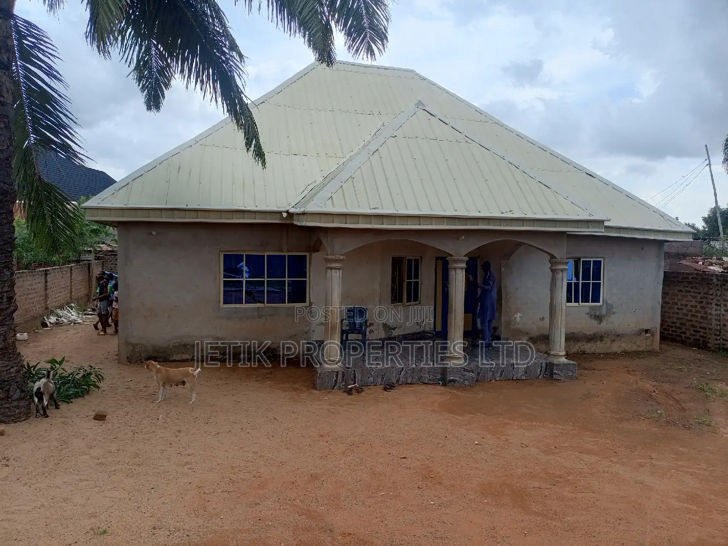 3bdrm Bungalow in Hotel Lucia, Makurdi for sale in Makurdi