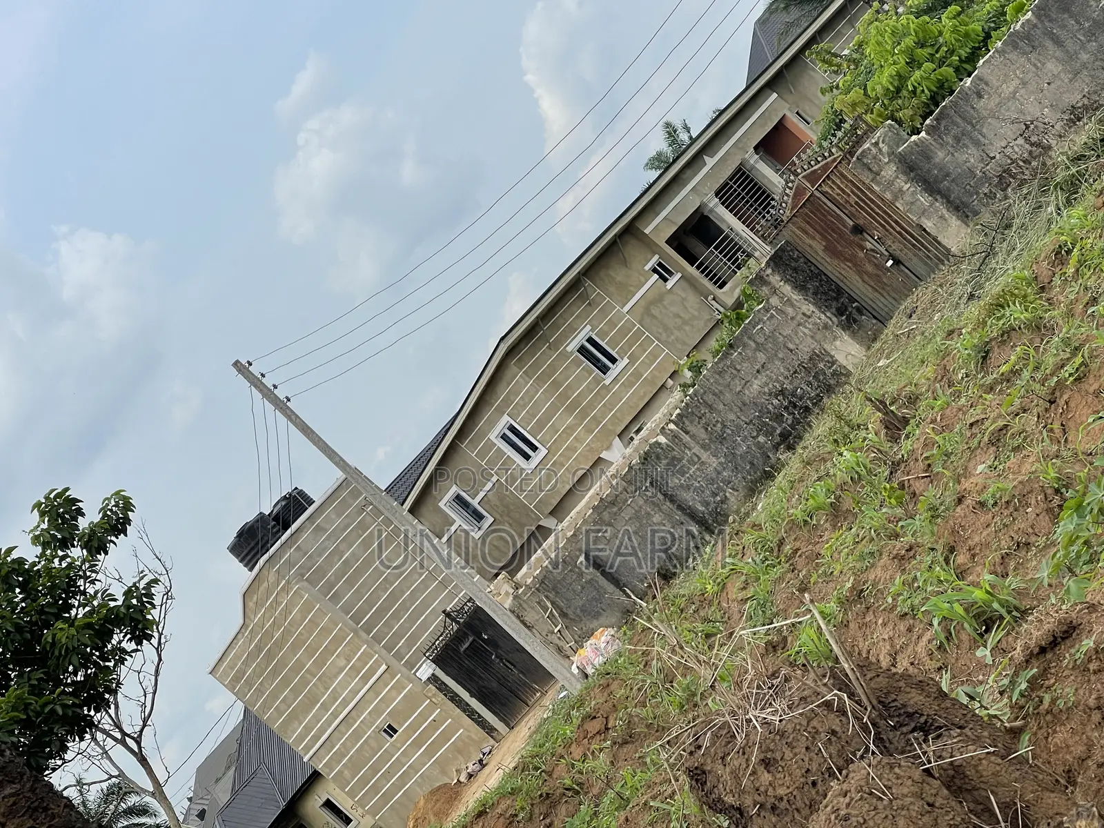 2bdrm Block of Flats in Isieke Housing, Umuahia for sale in Umuahia