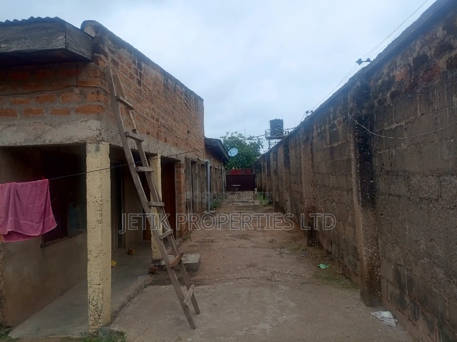 10bdrm House in Old G.R.A. Makurdi for sale in Makurdi