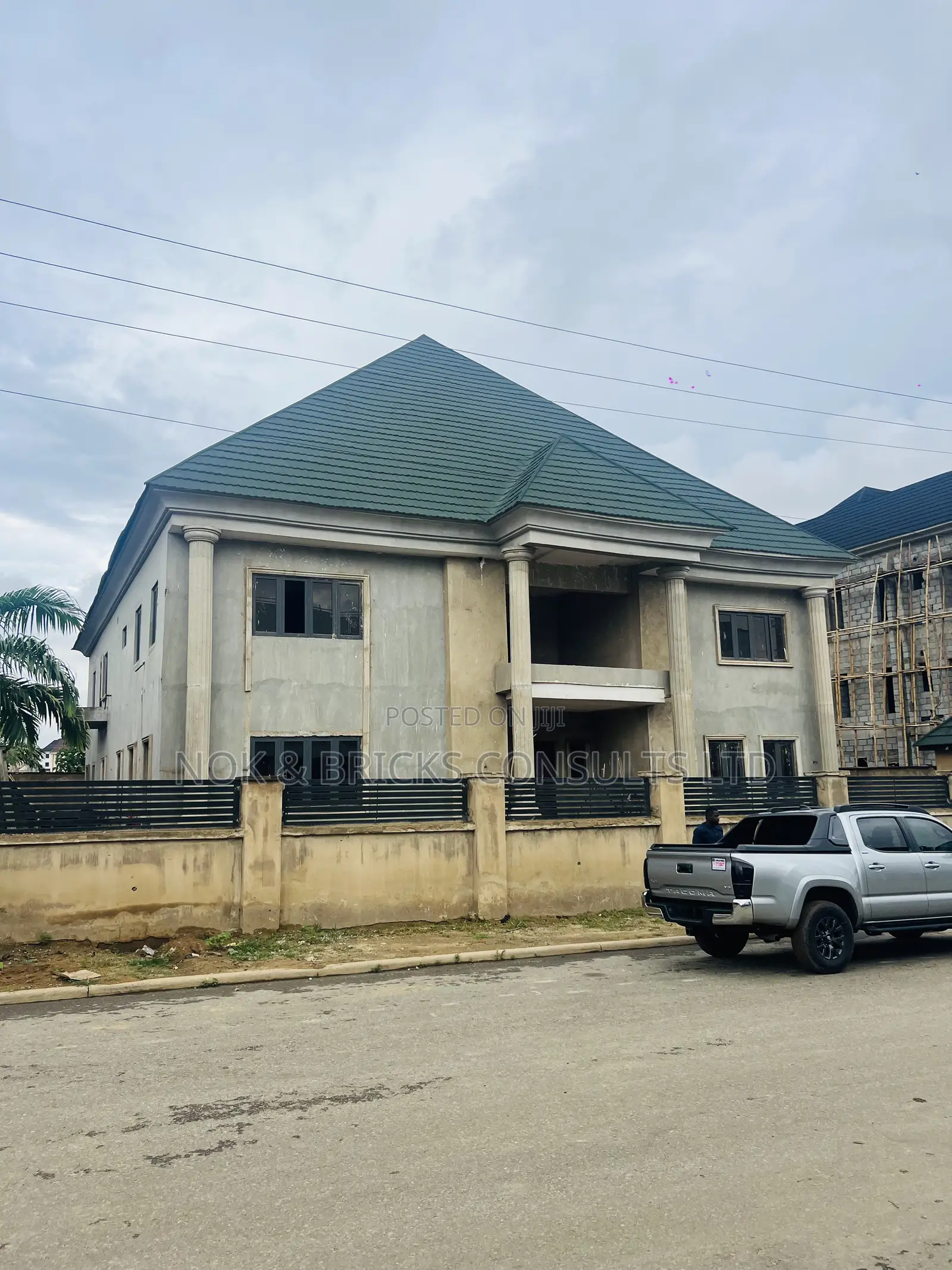 7bdrm Duplex in Private Property, Jahi for sale in Jahi