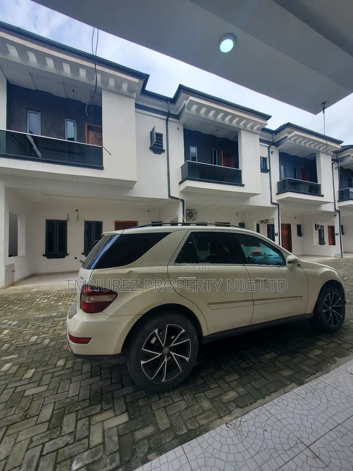 Mini Flat in Westend Estate, Chevron for rent in Chevron
