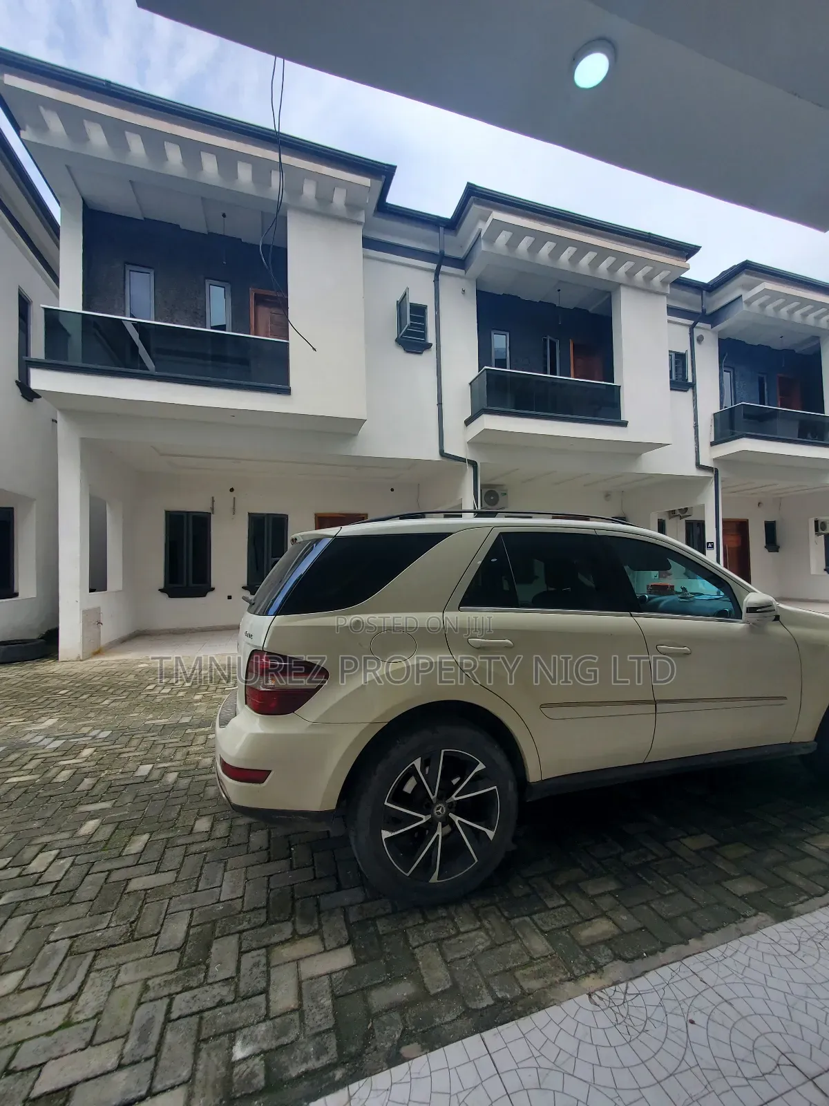 Mini Flat in Westend Estate, Chevron for rent in Chevron