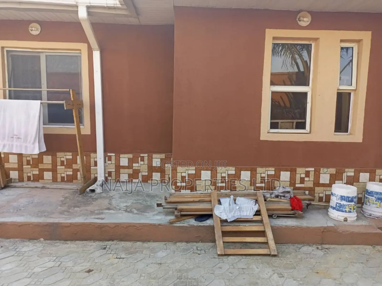 3bdrm Bungalow in Ogunfayo, Awoyaya for sale in Awoyaya