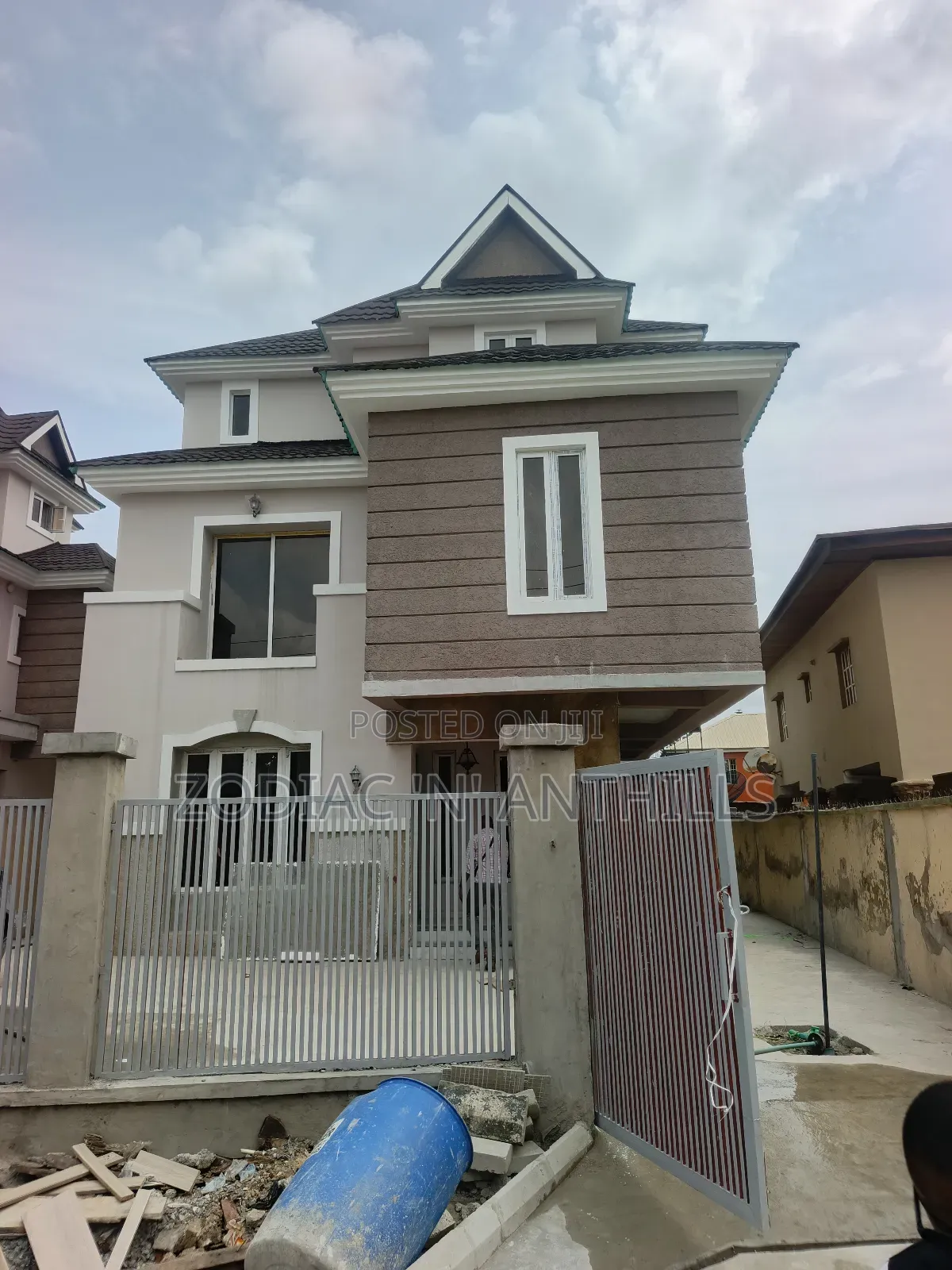 4bdrm Duplex in Maplewood Estate, Oko-Oba for sale in Oko-Oba