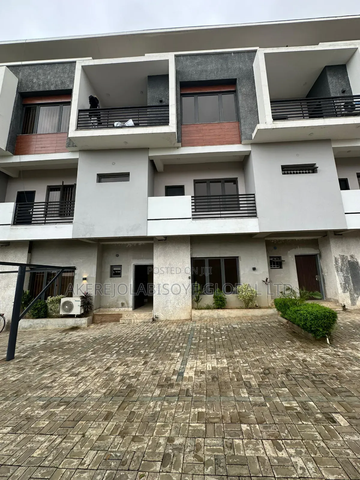 4bdrm Duplex in Beger Yard Lifecamp for rent in Life Camp