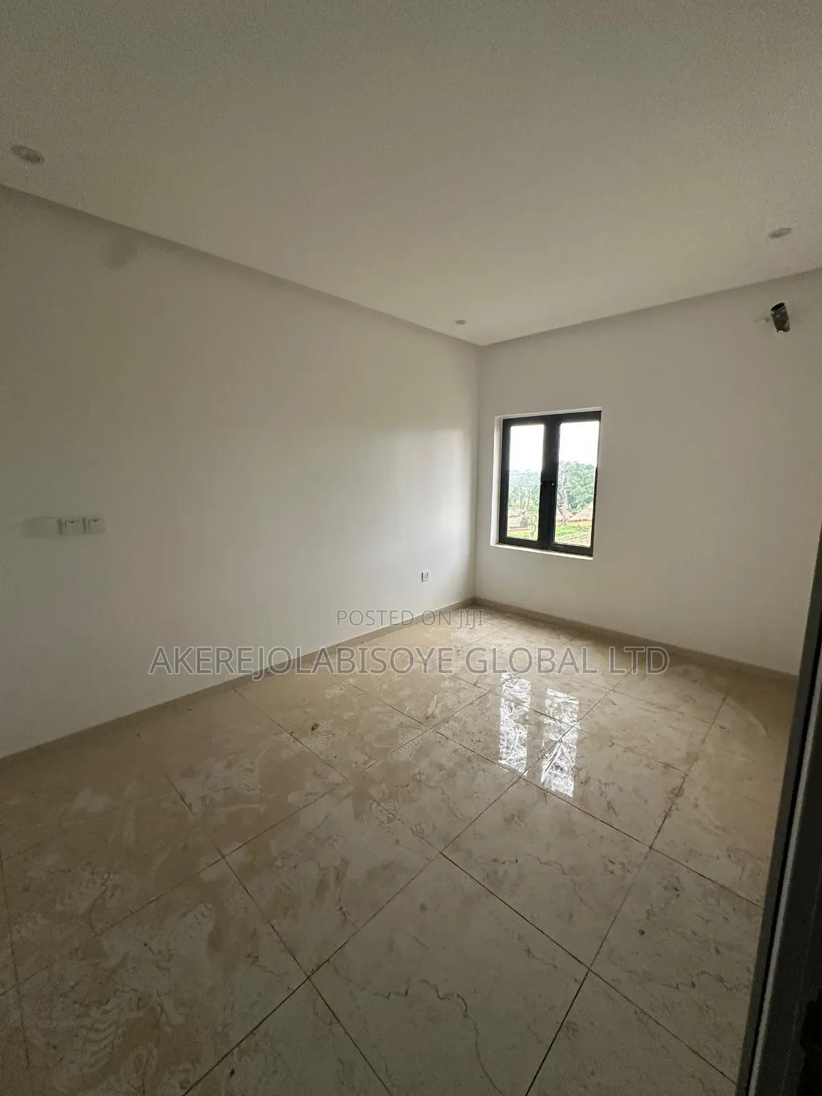 4bdrm Duplex in Beger Yard Lifecamp for rent in Life Camp
