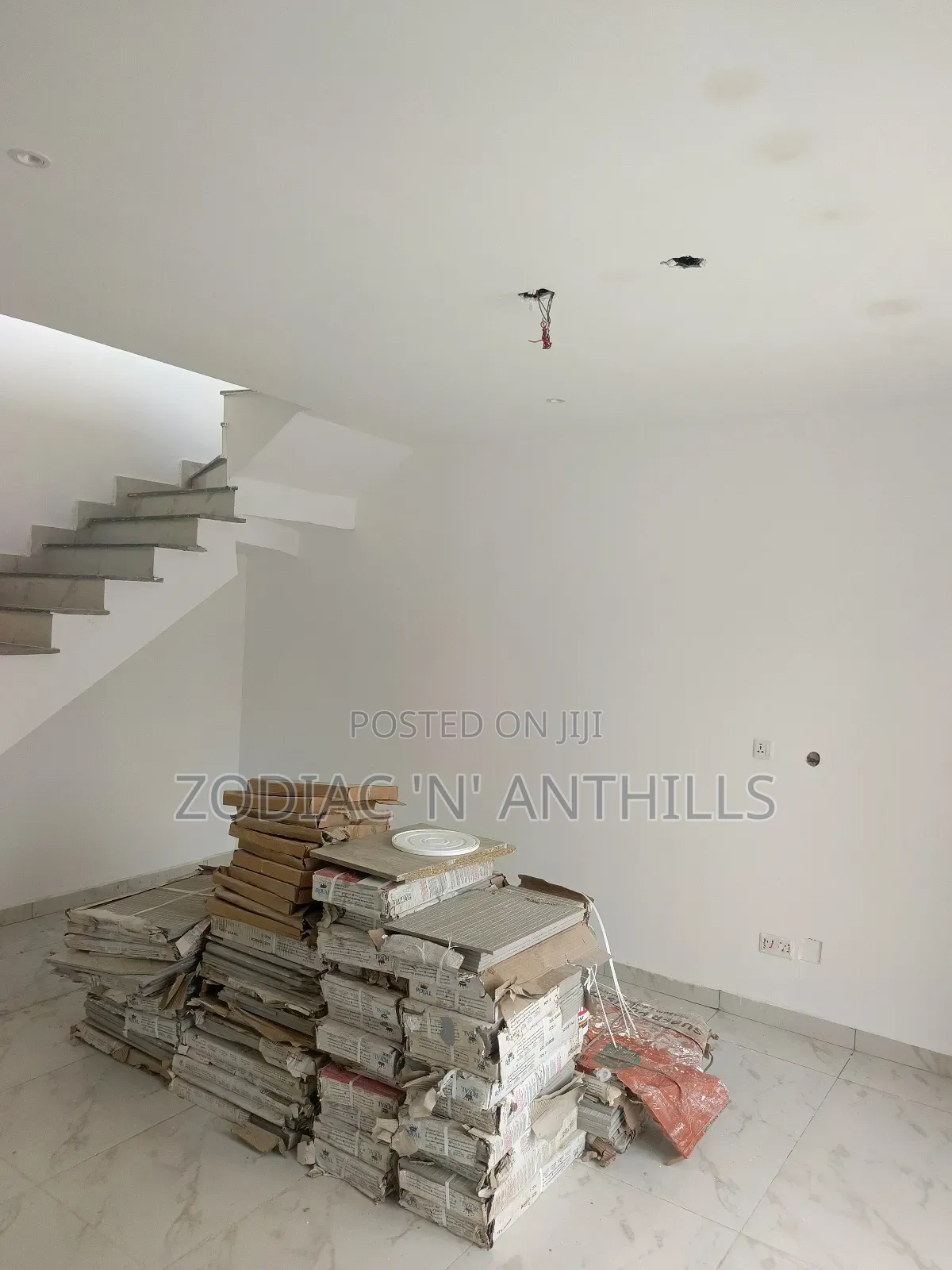 6bdrm Duplex in Maplewood Estate Oko for sale in Oko-Oba