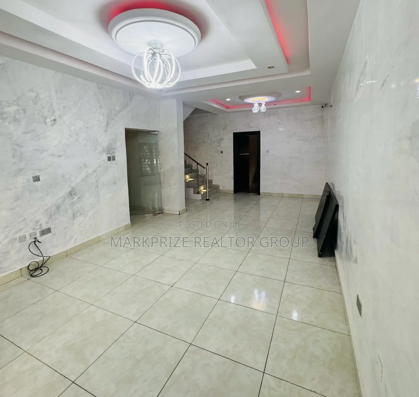 4bdrm Duplex in Agege Pen Cinema for sale in Agege