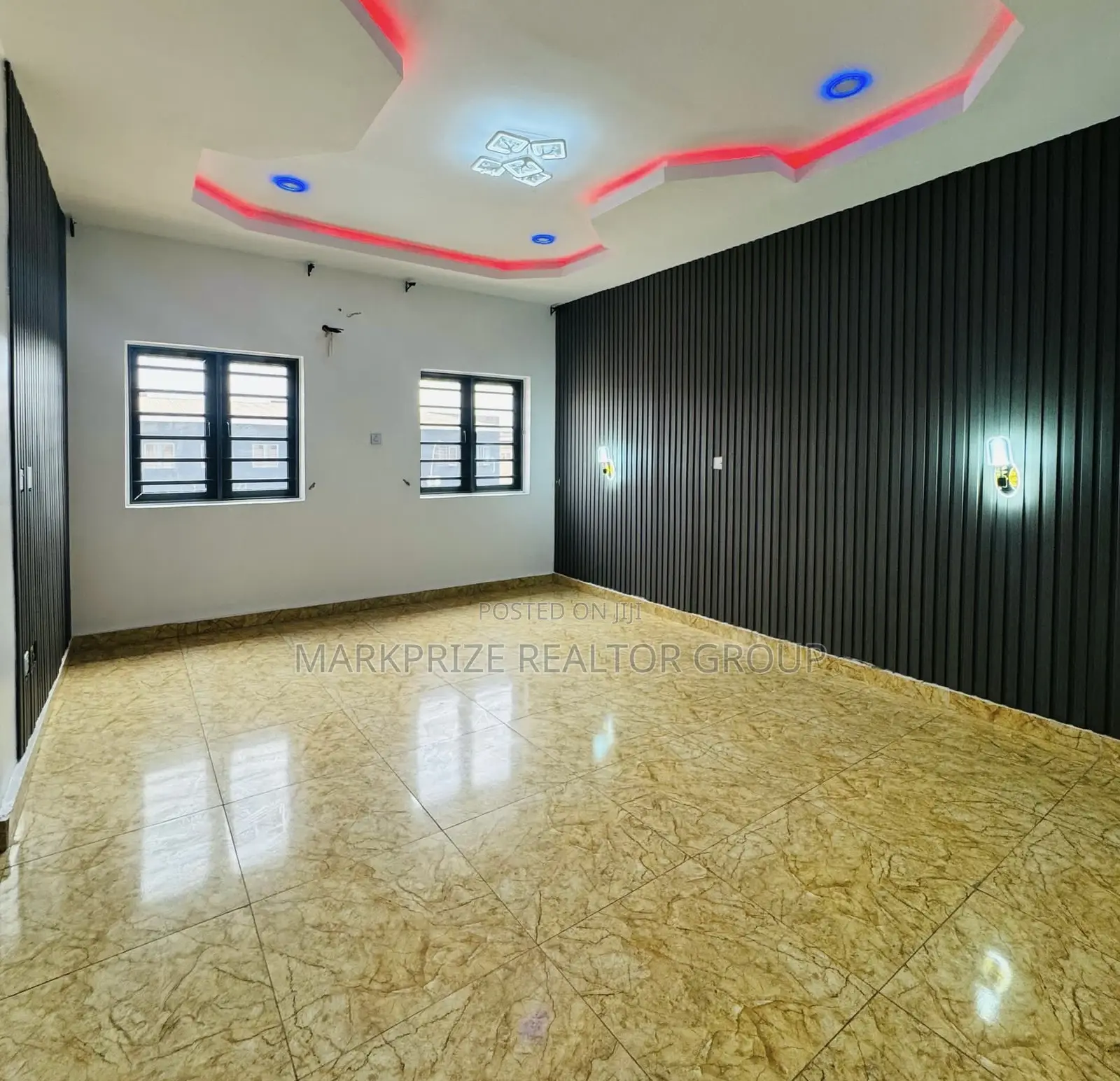 4bdrm Duplex in Agege Pen Cinema for sale in Agege