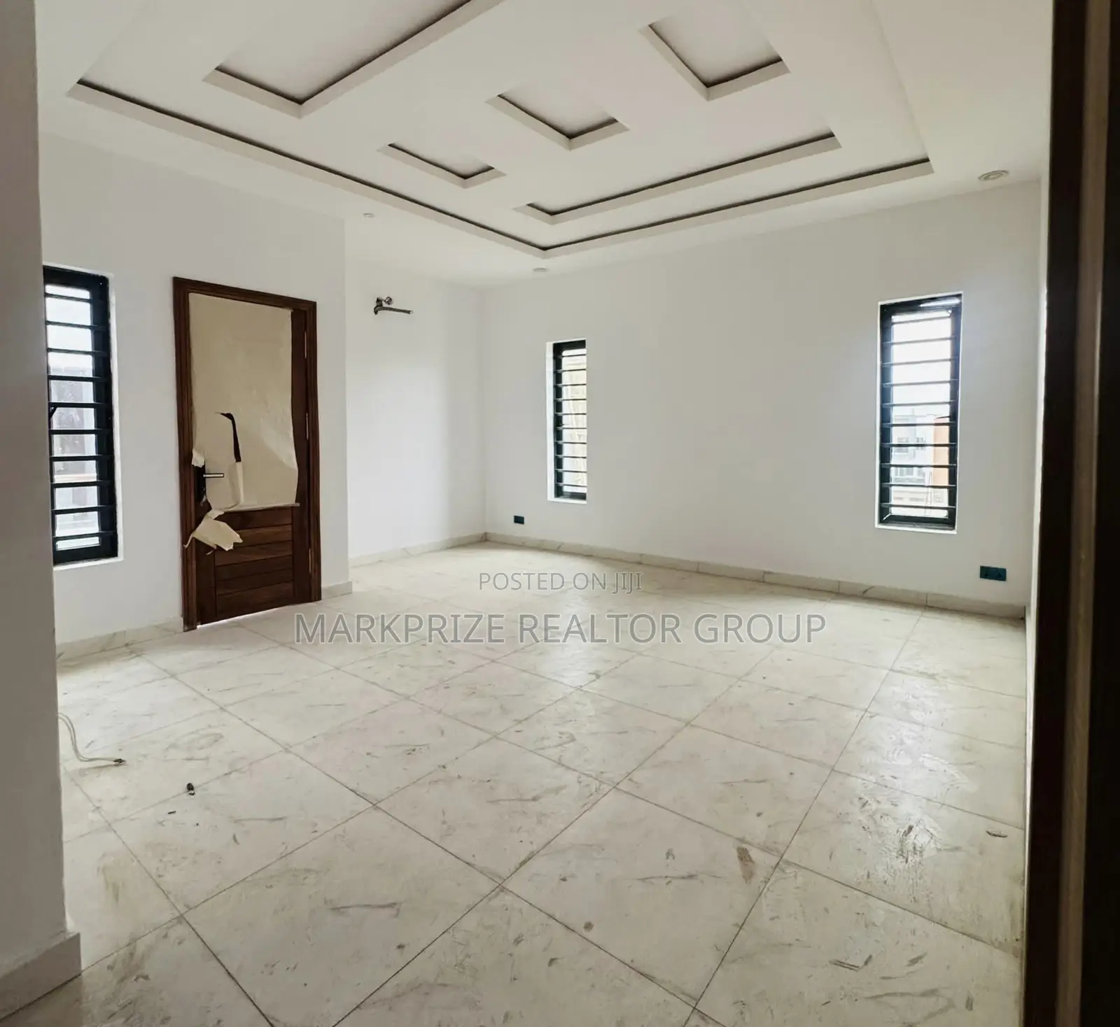 5bdrm Duplex in Adeniyi Jones Lagos for sale in Adeniyi Jones