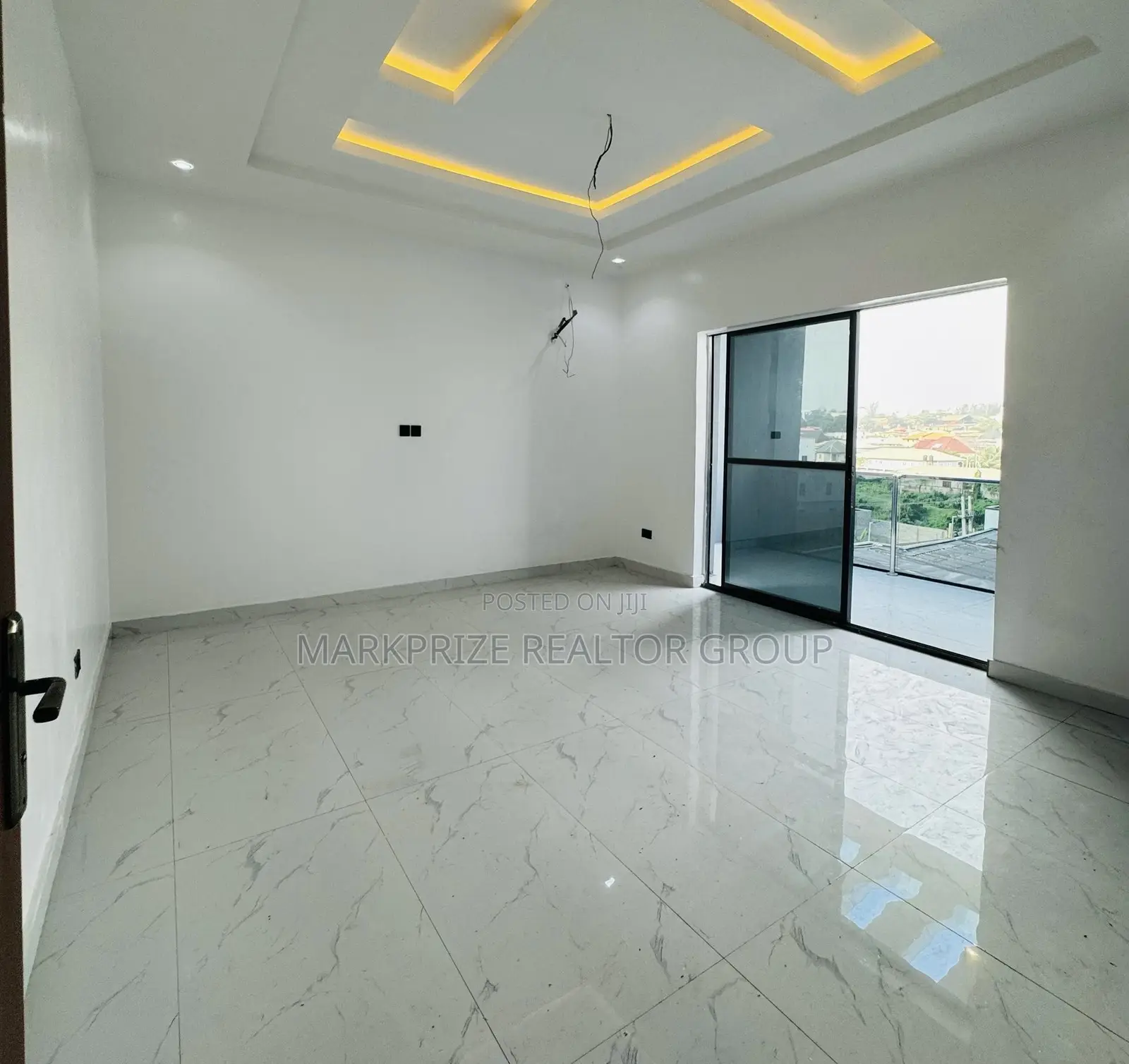 4bdrm Duplex in Opebi Ikeja Lagos for sale in Opebi