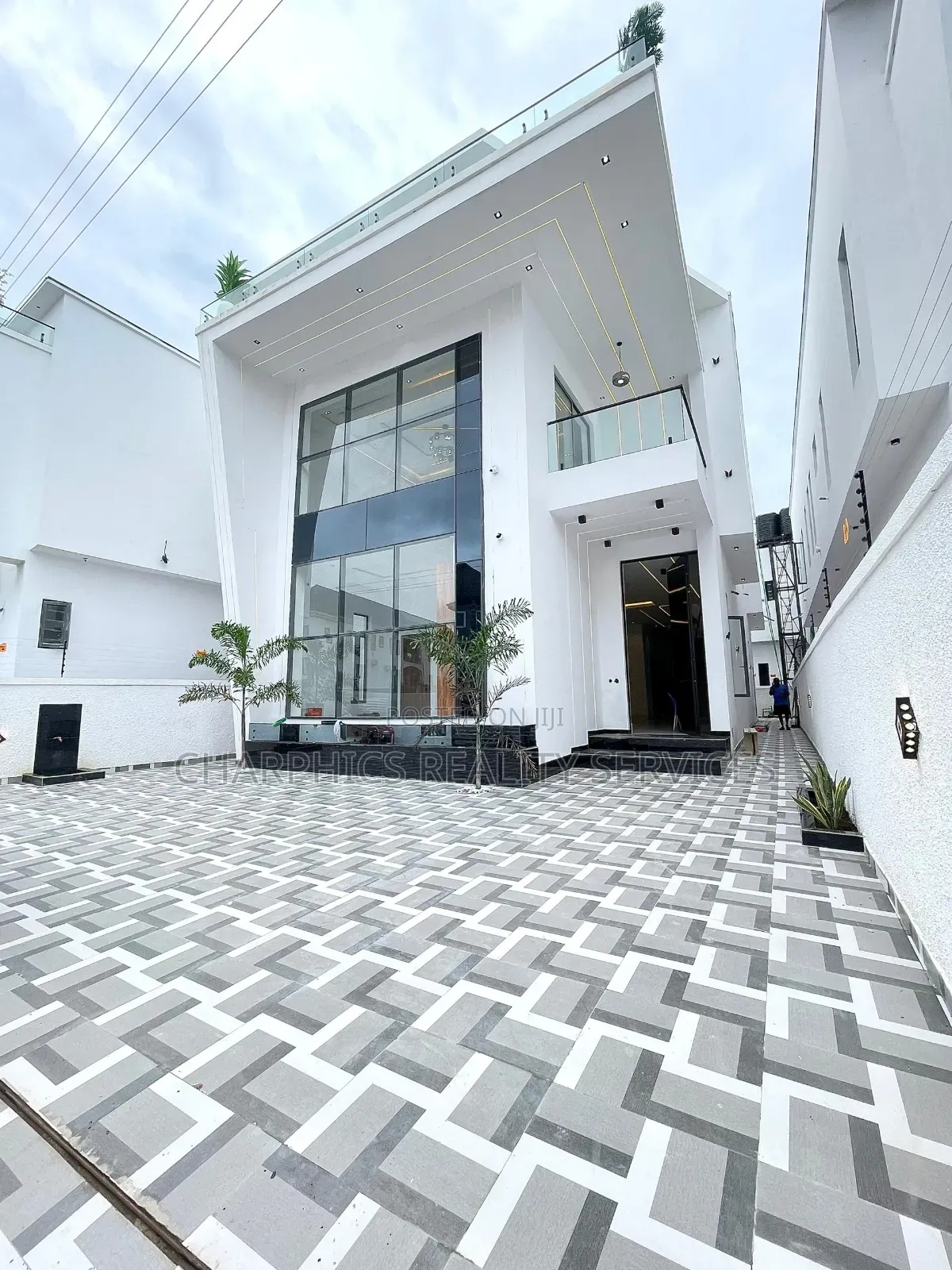 5bdrm Duplex in Ajah for sale in Ajah