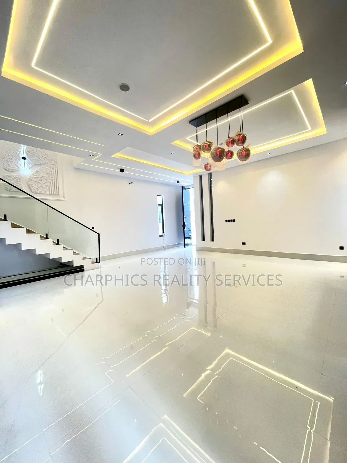 5bdrm Duplex in Ajah for sale in Ajah