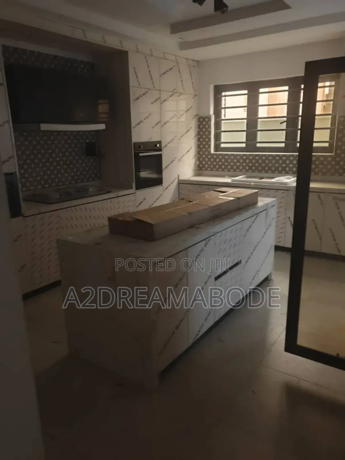 5bdrm Mansion in Magodo Gra Phase 2 for sale in GRA Phase 2 Shangisha