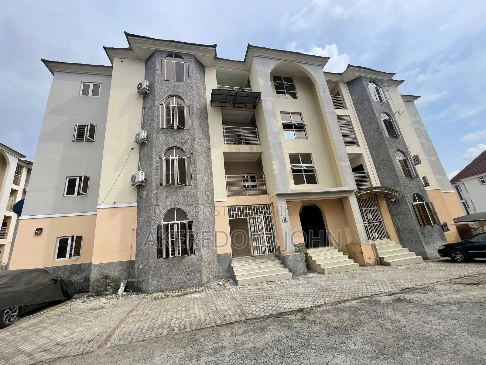 3bdrm Block of Flats in Wuye for sale in Wuye