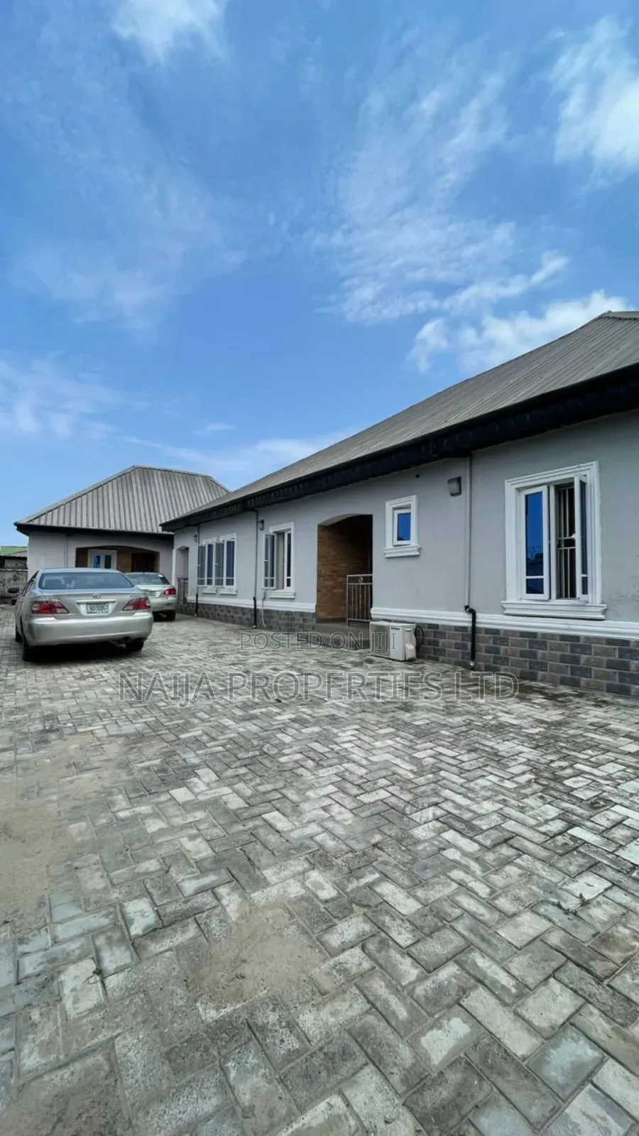 2bdrm Bungalow in Badore, Ajah for sale in Ajah