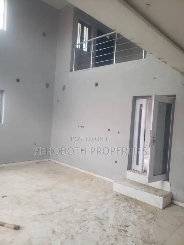4bdrm Duplex in Abeese Elebu, Ibadan for sale in Ibadan