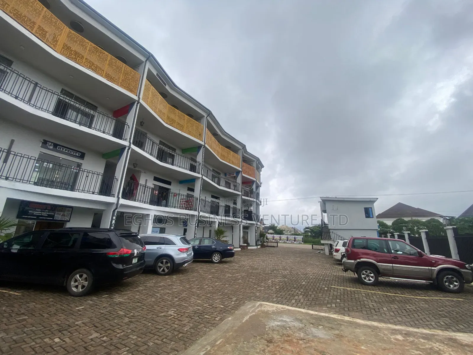 Spacious Shops Office Space for Rent in Benin City
