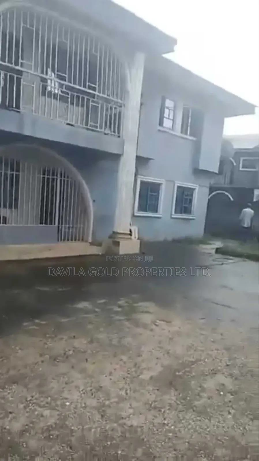 12bdrm Block of Flats in Benin City for sale in Benin City