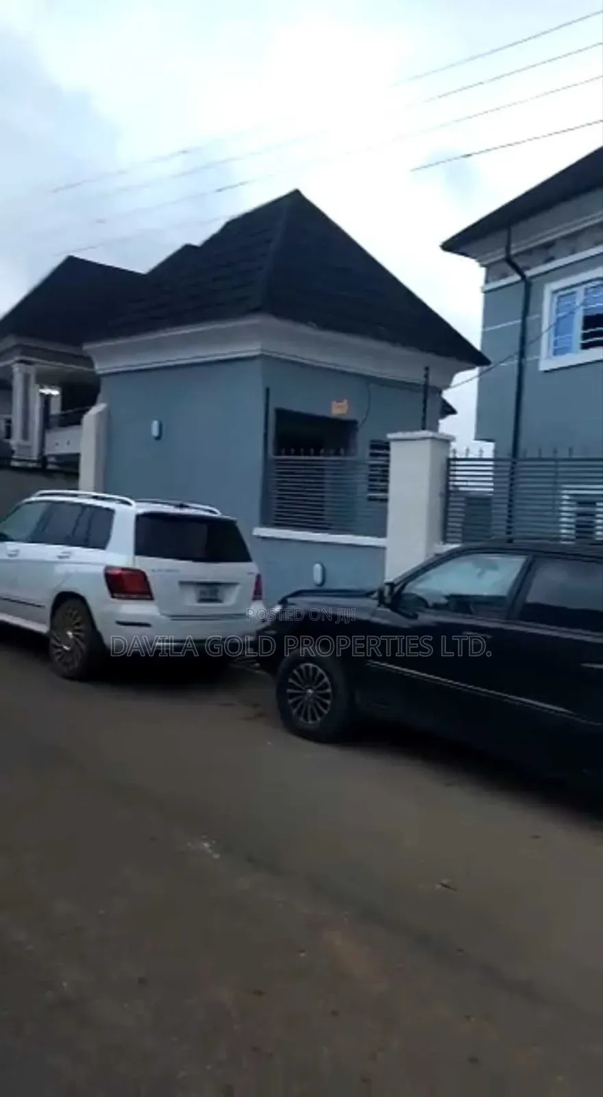 12bdrm Block of Flats in Benin City for sale in Benin City