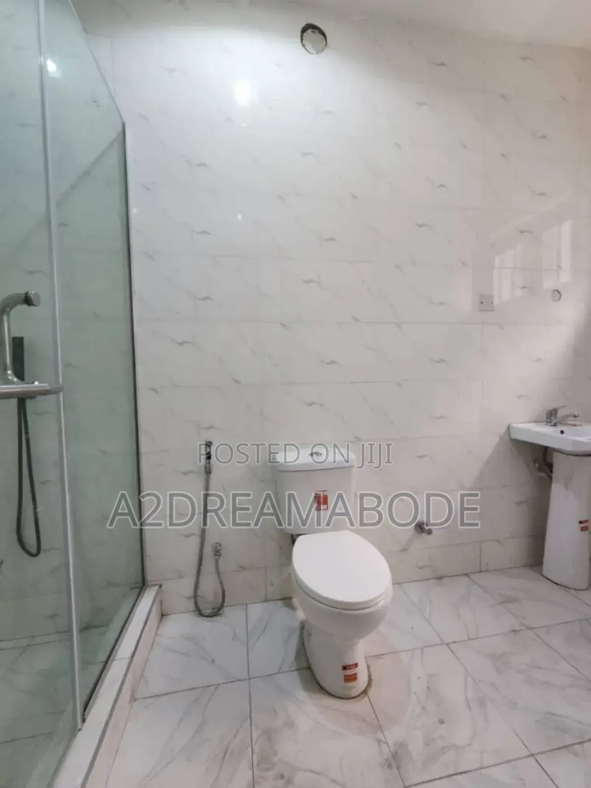 4bdrm Duplex in Off Bode Thomas, Surulere for sale in Surulere
