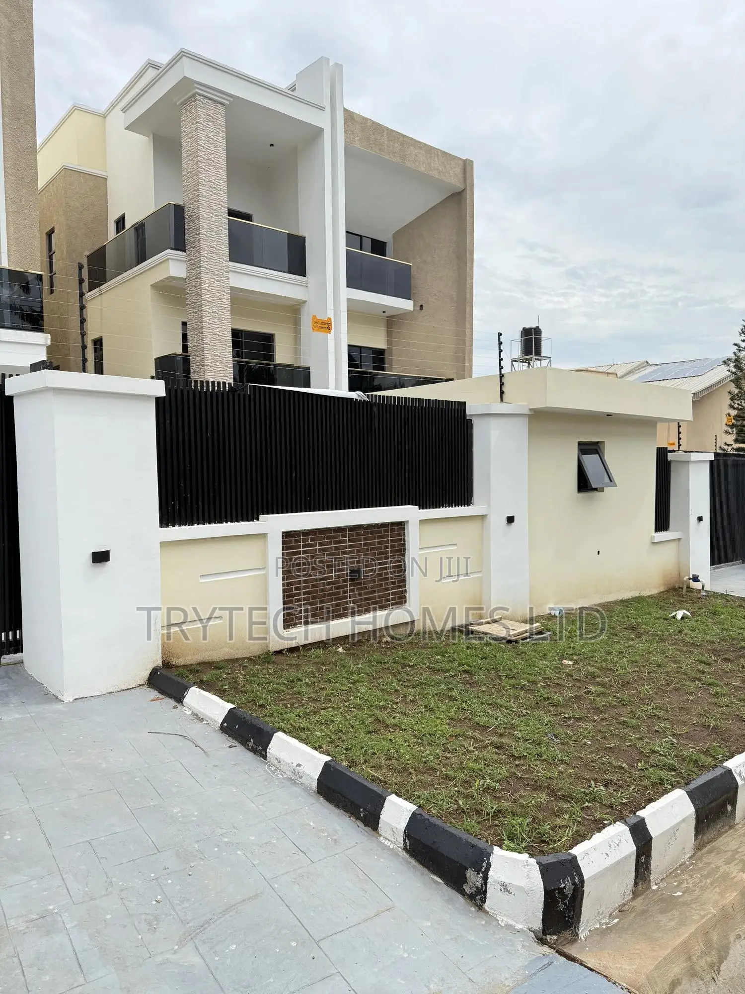 5bdrm Duplex in 7Th Avenue Gwarimpa, Gwarinpa for sale in Gwarinpa