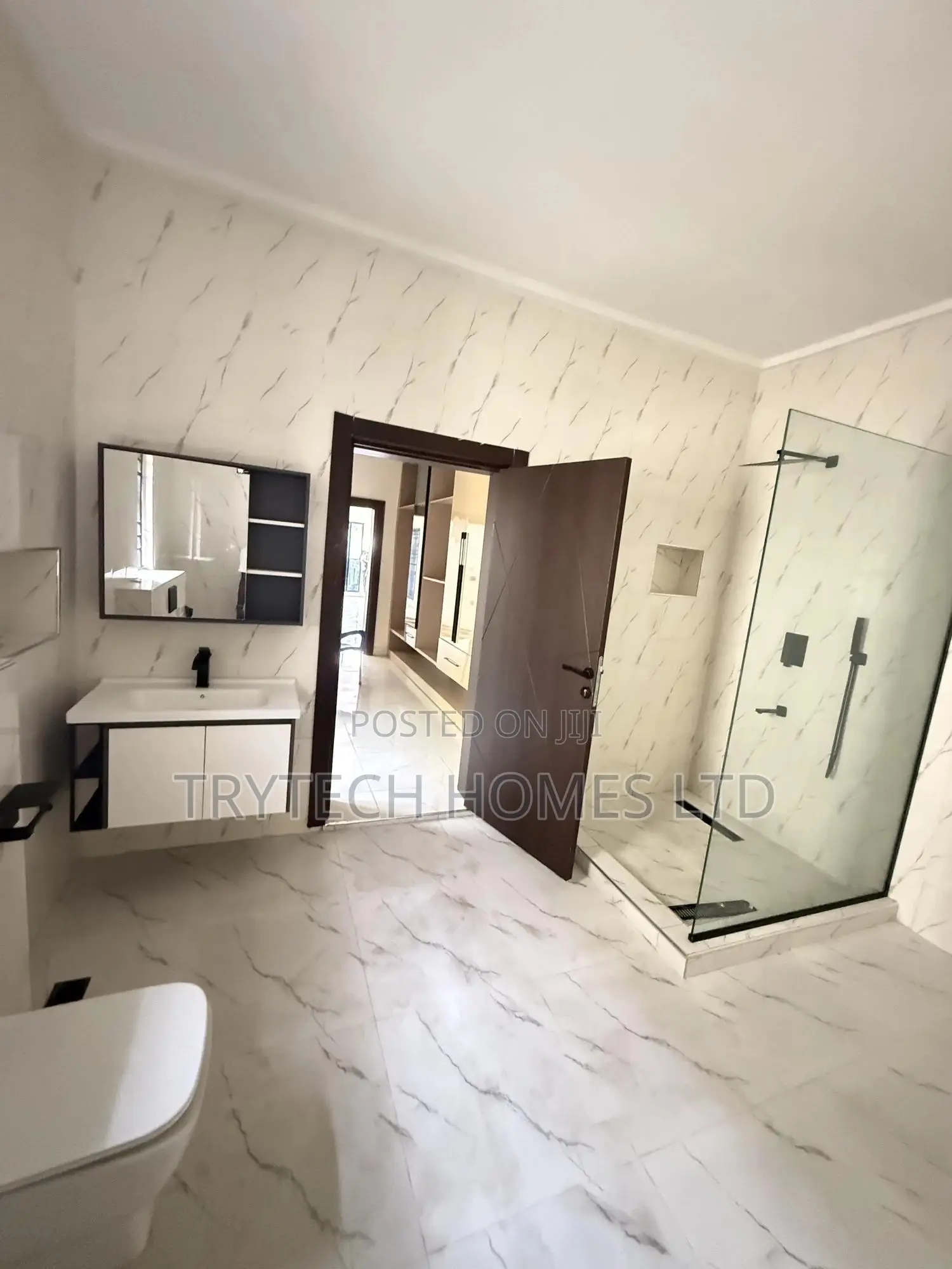 5bdrm Duplex in 7Th Avenue Gwarimpa, Gwarinpa for sale in Gwarinpa