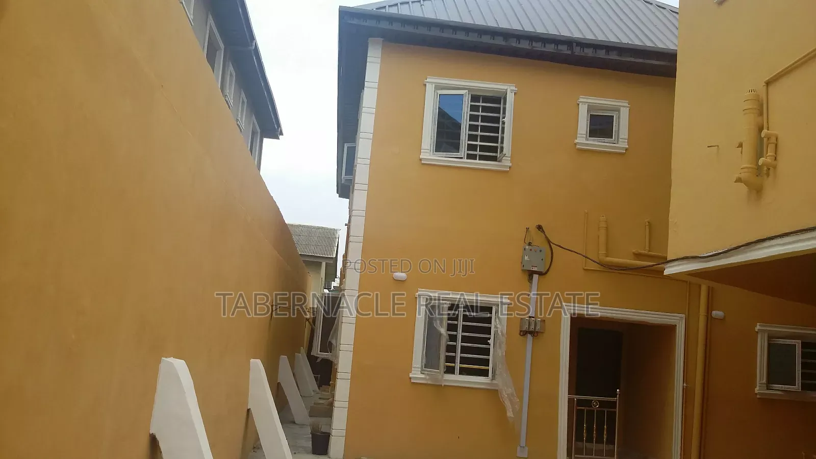 2bdrm Apartment in Taiwo William Estate, Ebute for rent in Ebute