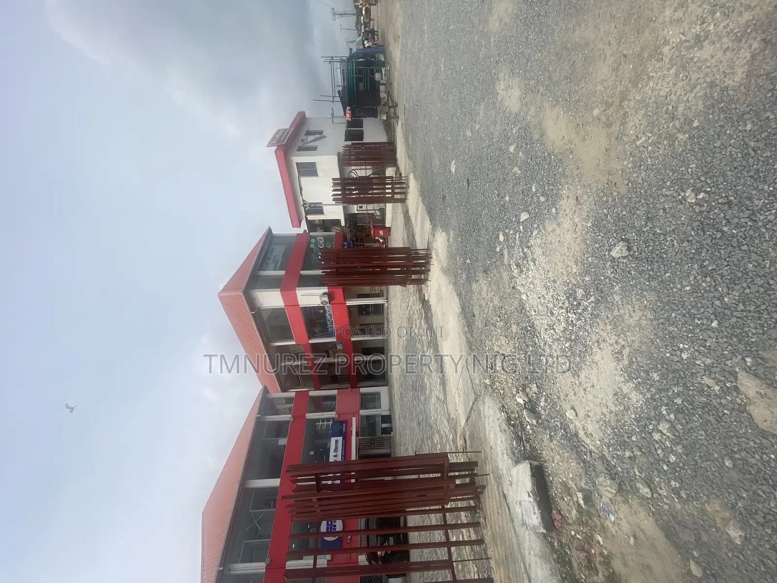 Shop to Let in Lekki Expressway