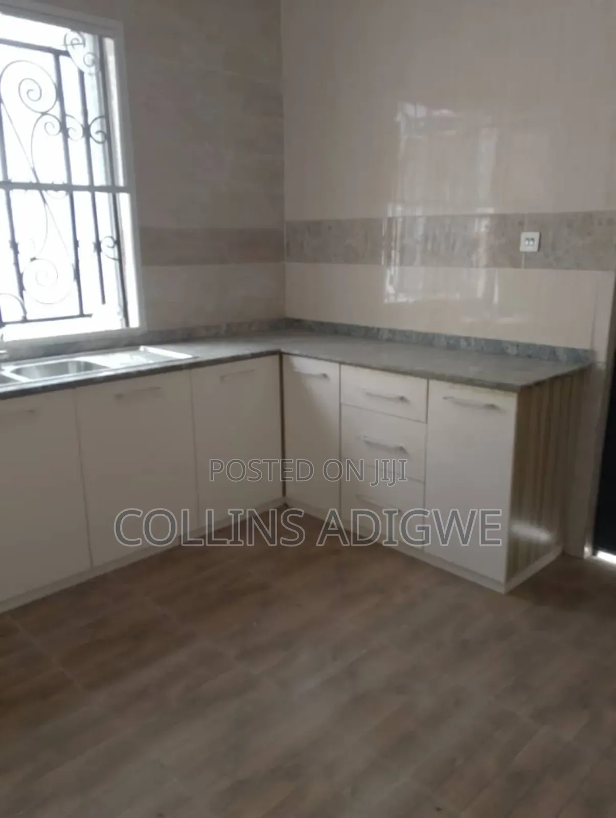 4bdrm Duplex in Olokonla for sale in Olokonla