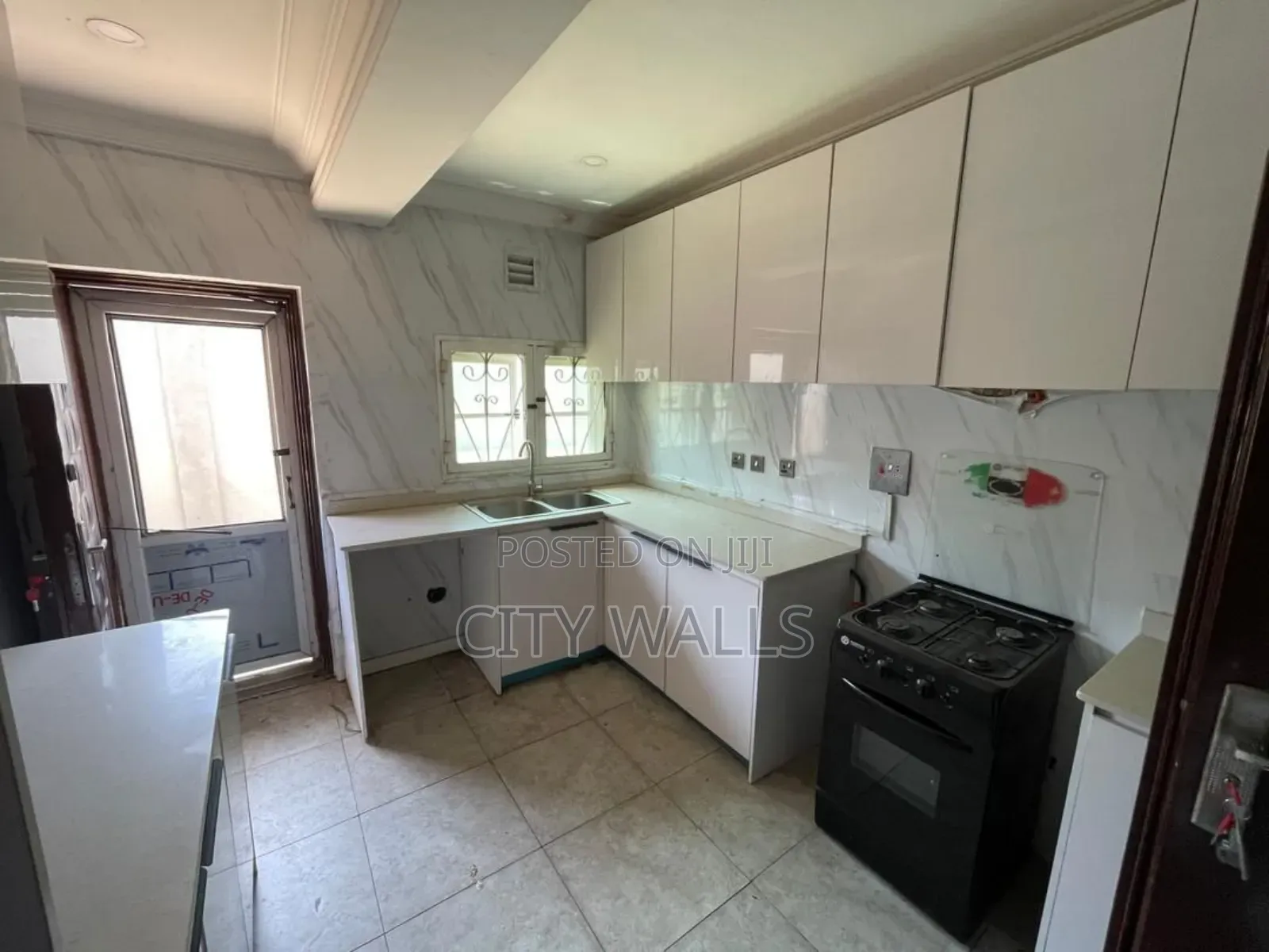 3bdrm Block of Flats in Lekki Phase 1 for rent in Lekki Phase 1