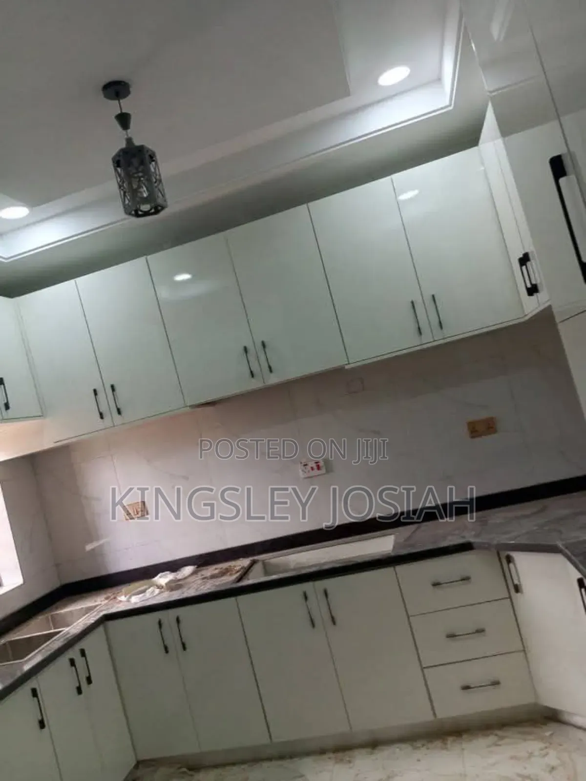 5 Bedroom Terrace Duplex for Sale in Dawaki