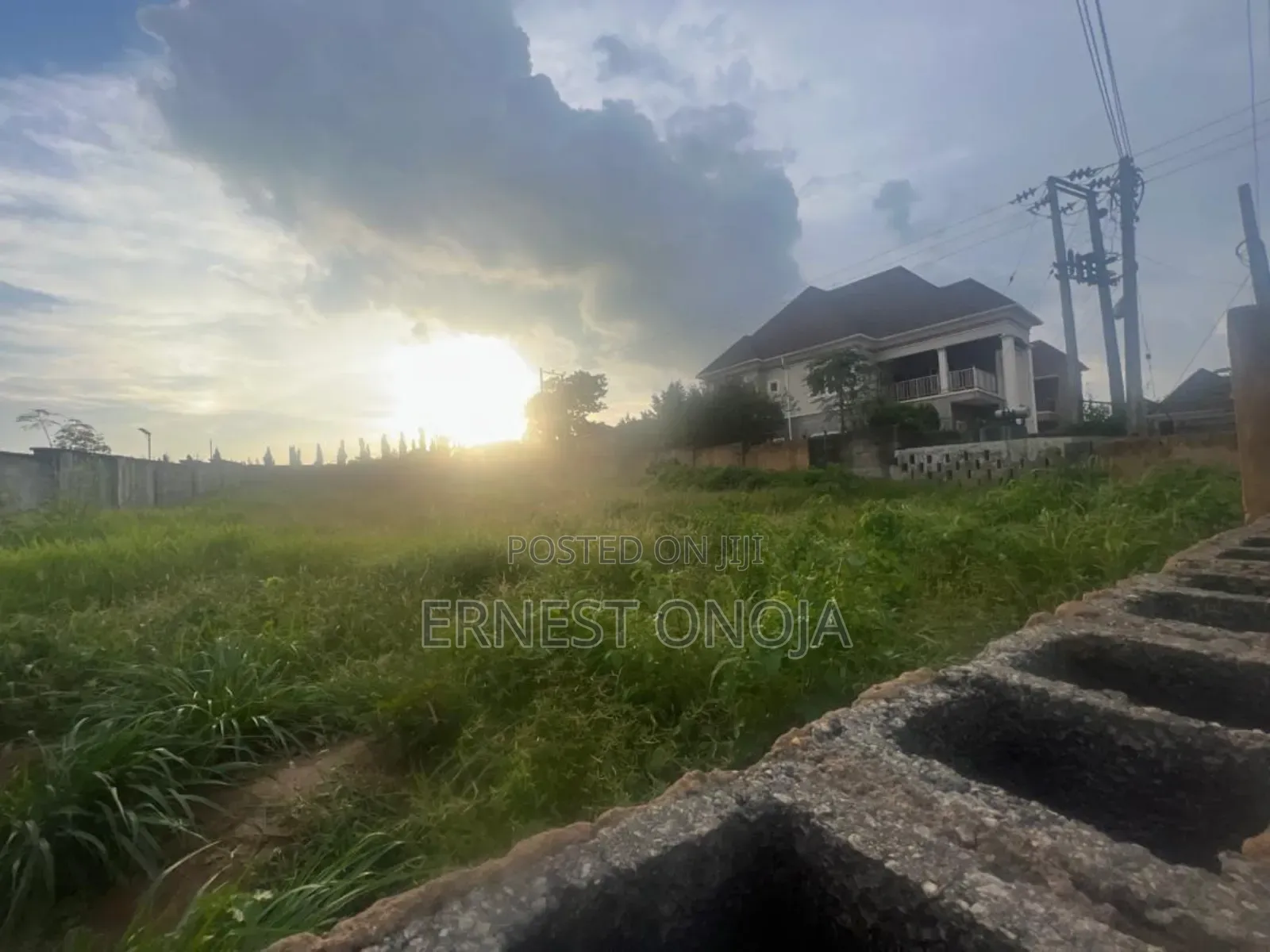 Land for Sale 800sqm in an Estate in Life Camp