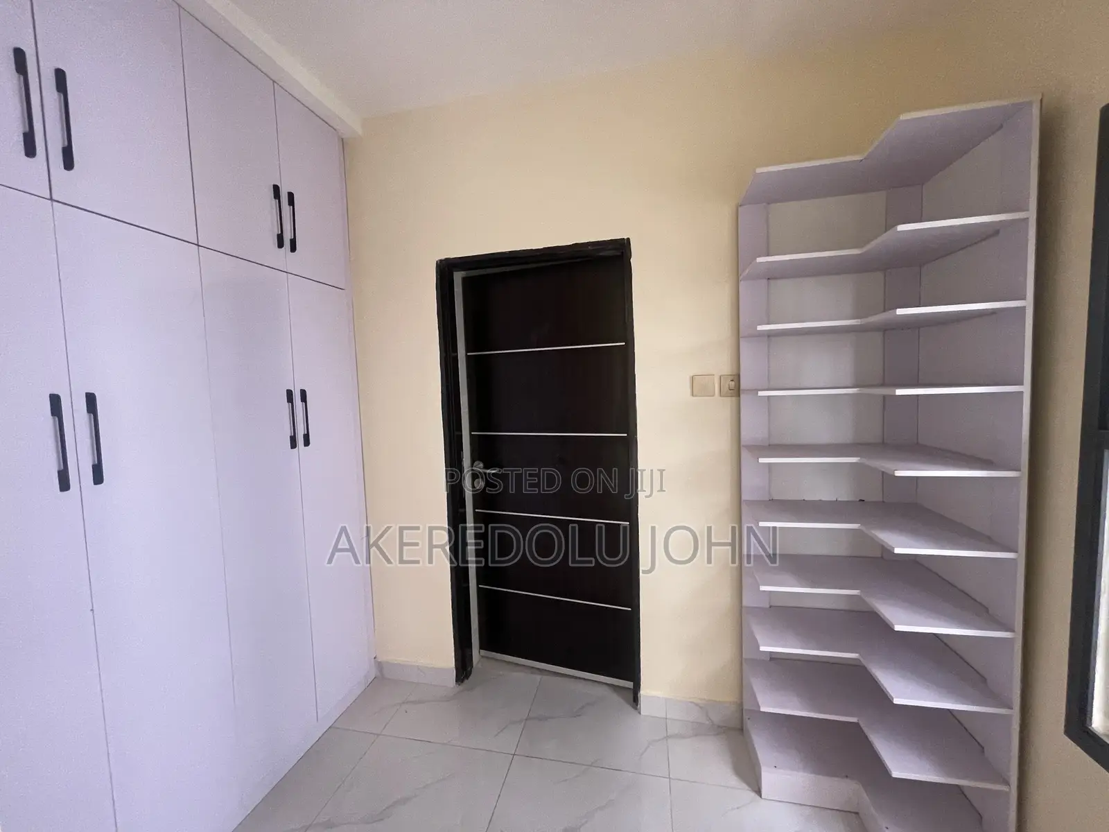4bdrm Duplex in Apo Resettlement for sale in Apo Resettlement
