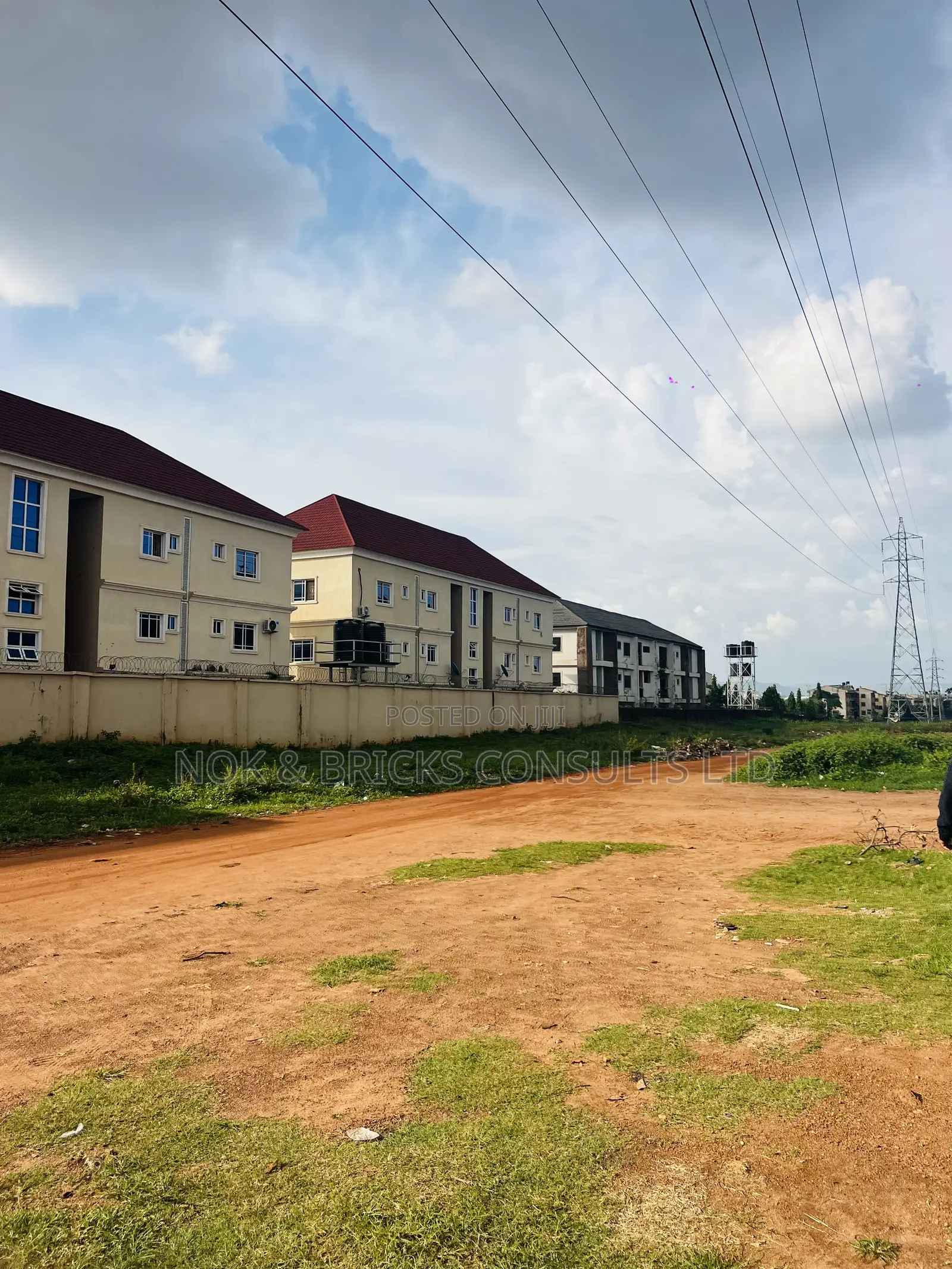 Wuye Estate Plot Buy and Build. in Wuye