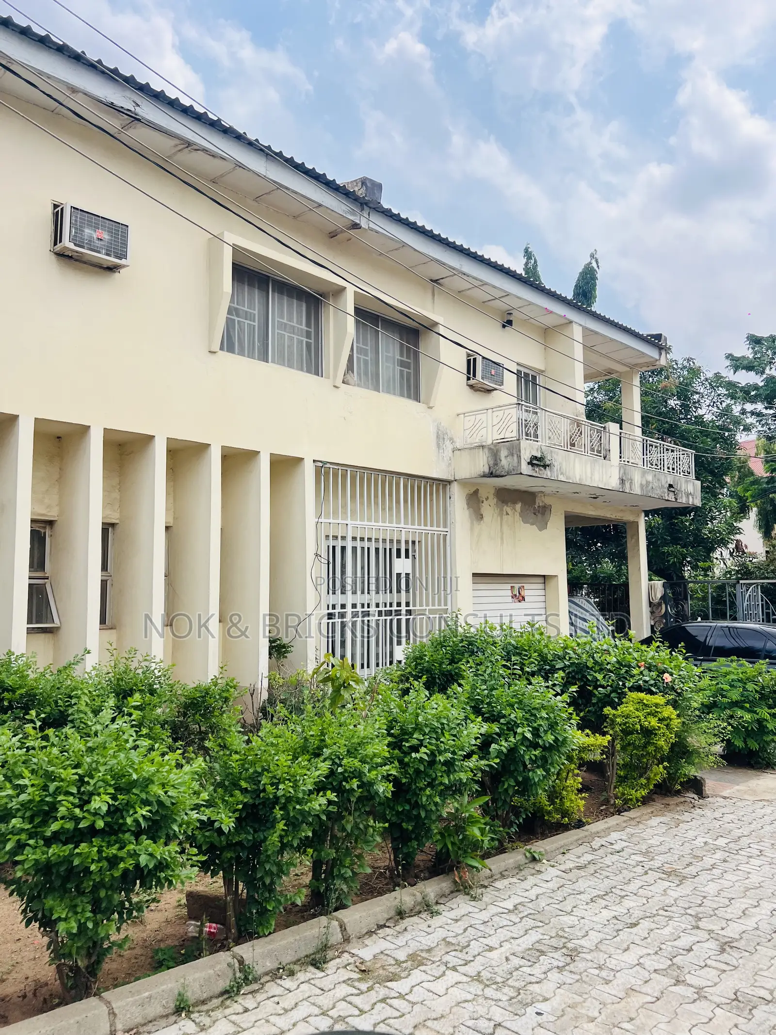4bdrm Duplex in Aminu Kano, Wuse 2 for sale in Wuse 2