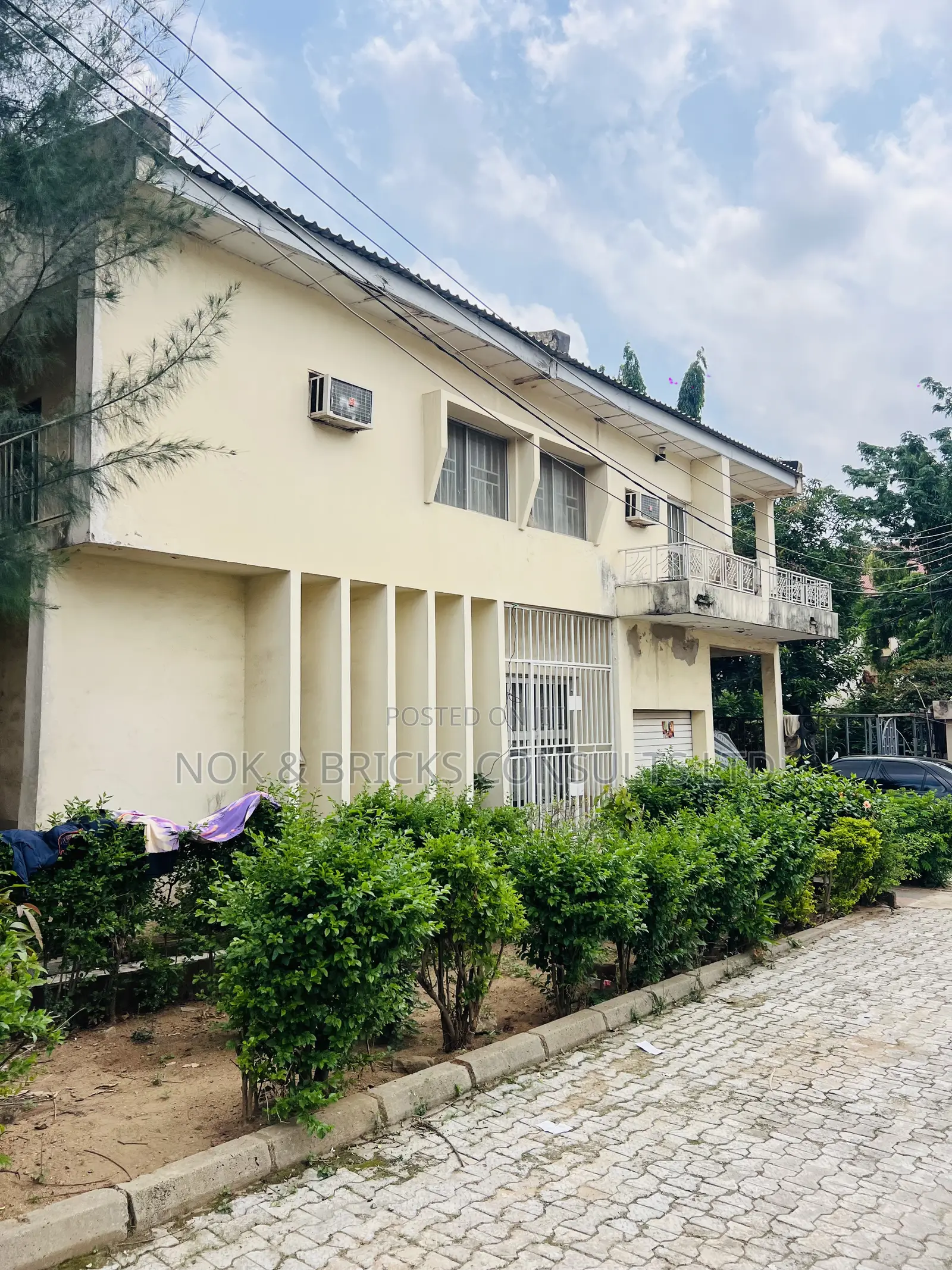4bdrm Duplex in Aminu Kano, Wuse 2 for sale in Wuse 2