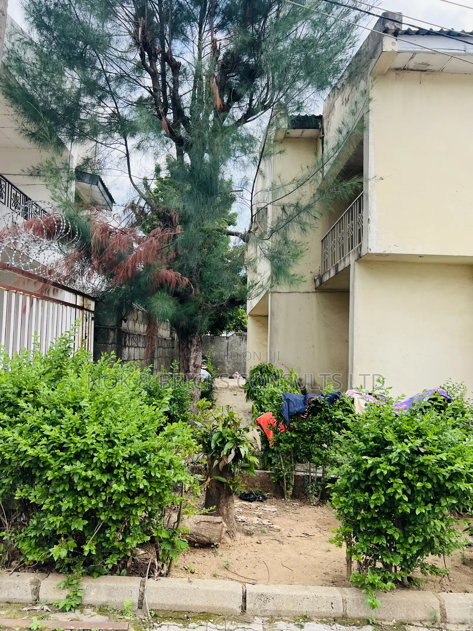 4bdrm Duplex in Aminu Kano, Wuse 2 for sale in Wuse 2