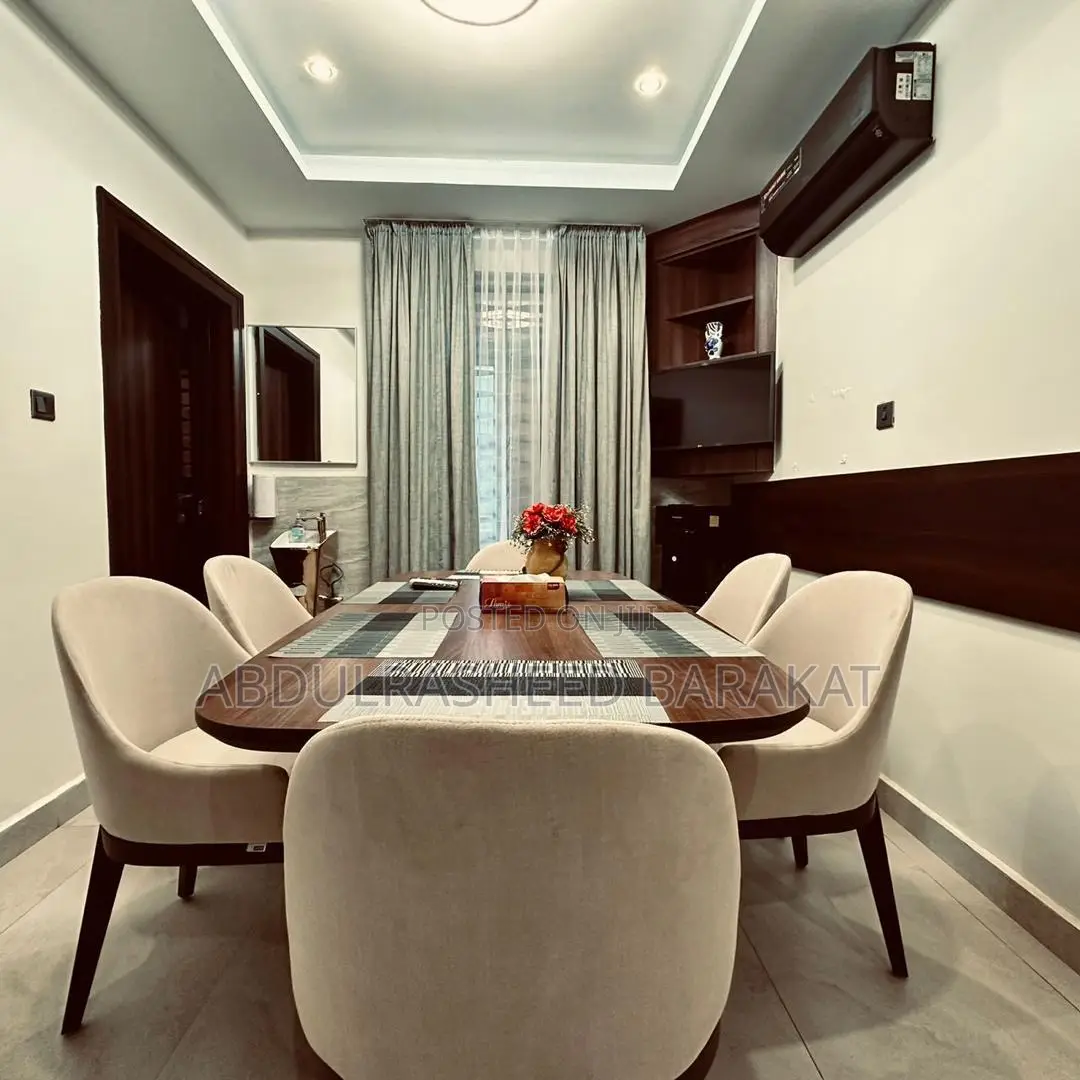 Luxury Four Bedroom Apartment Self Compound in Zone 2 / Wuse