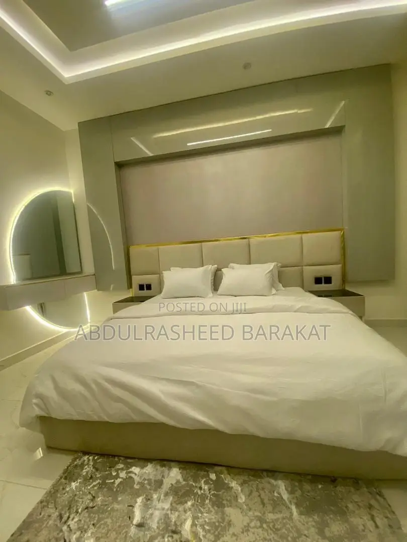 Luxury Aesthetically Pleasing 1 Bedroom Apartment in Jahi