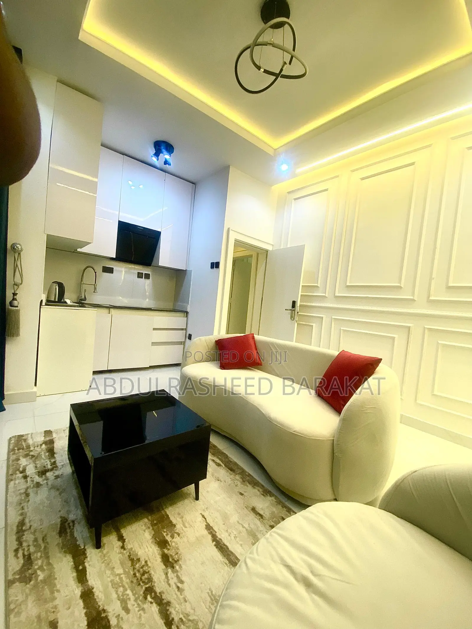 Luxury Aesthetically Pleasing 1 Bedroom Apartment in Jahi