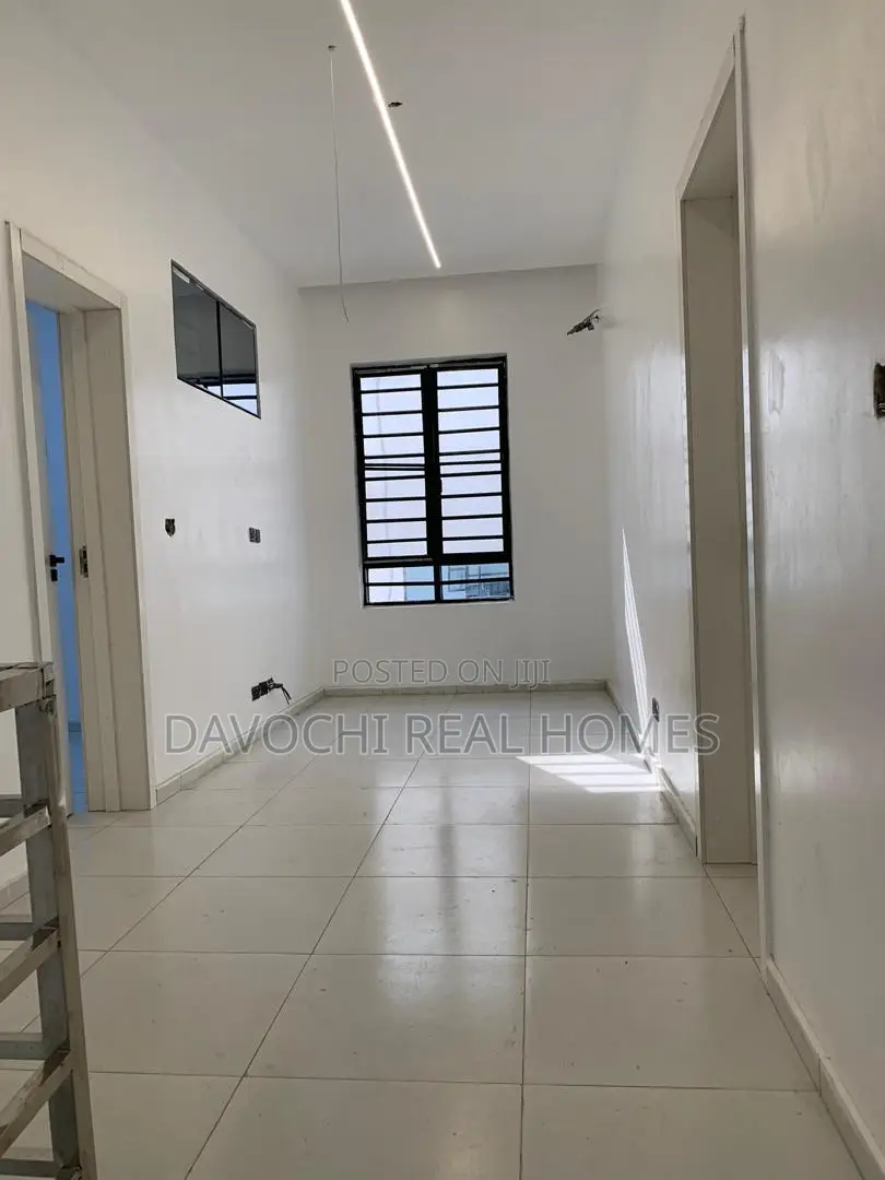 4bdrm Duplex in Orchid Road, Lekki Phase 2 for rent in Lekki Phase 2