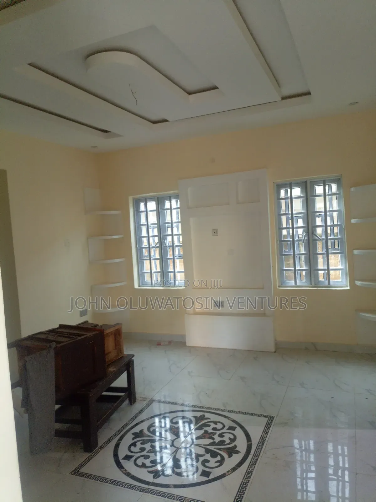 2bdrm Block of Flats in Akala Estate, Akobo for rent in Akobo