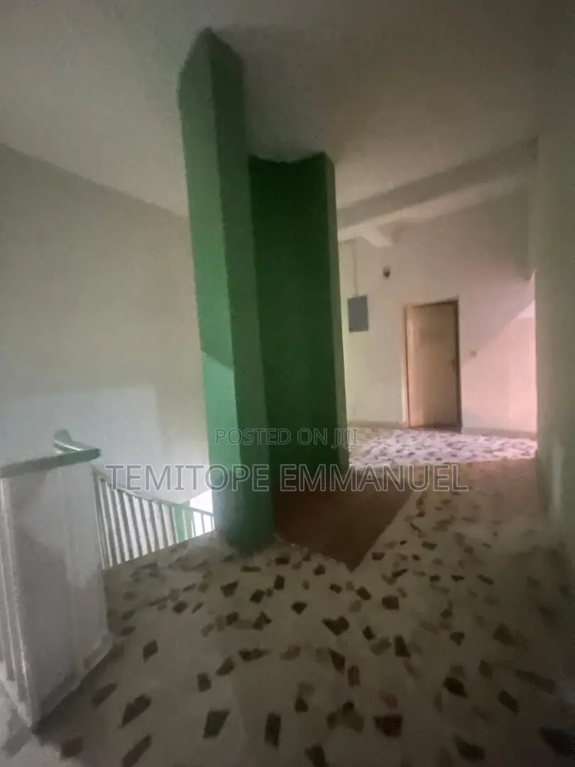 5bdrm Duplex in Lekki Phase 1 for rent in Lekki Phase 1