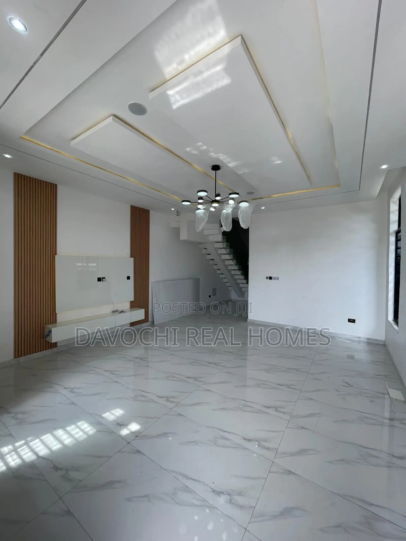 4bdrm Duplex in Mobile Road, Ilaje, Ado / Ajah for rent in Ado / Ajah