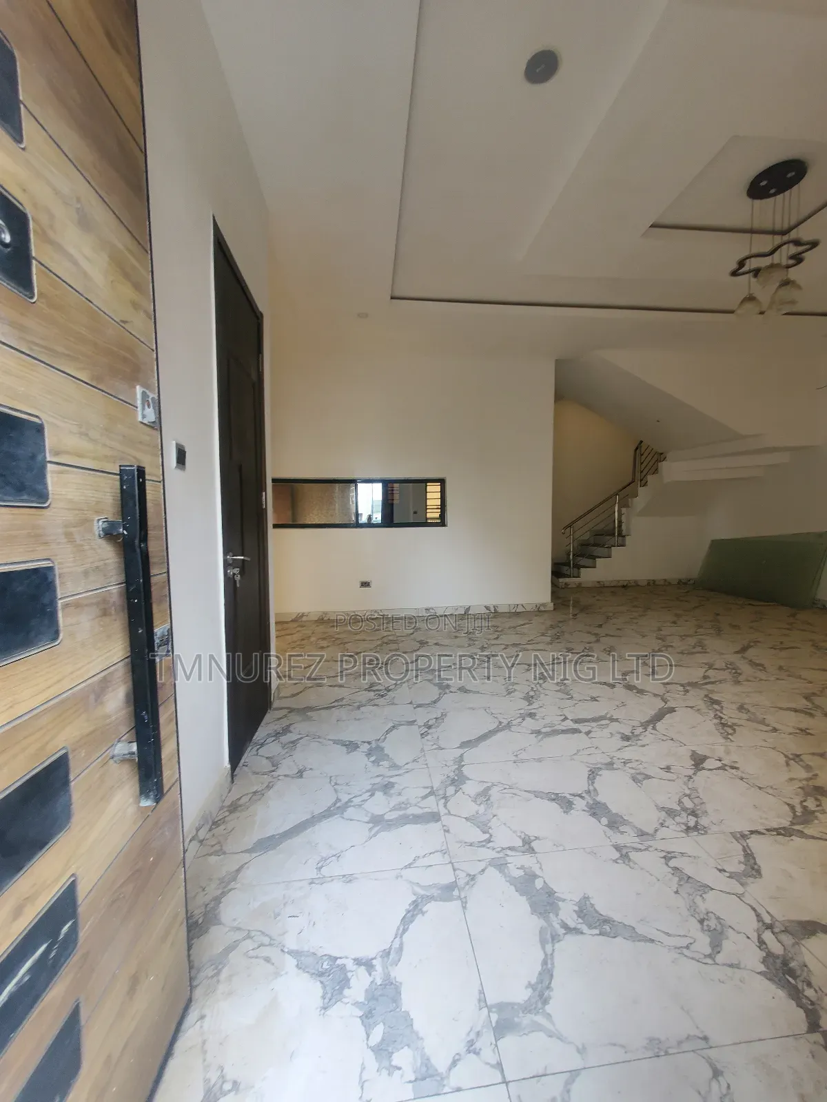 4bdrm Duplex in Royal Pine, Chevron for rent in Chevron
