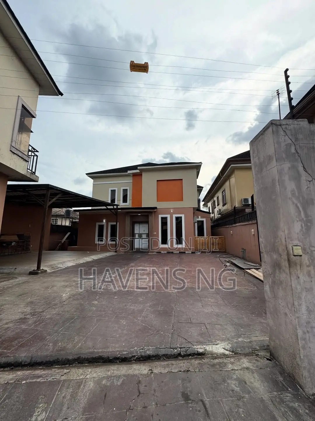 Furnished 4bdrm Duplex in Rumueme for sale in Rumueme