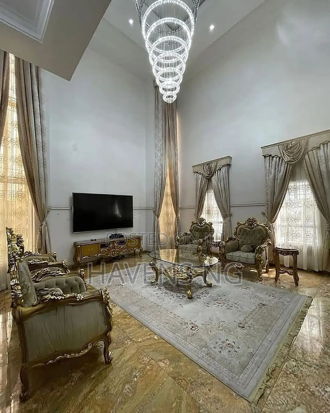 5bdrm Duplex in Eliozu for sale in Eliozu