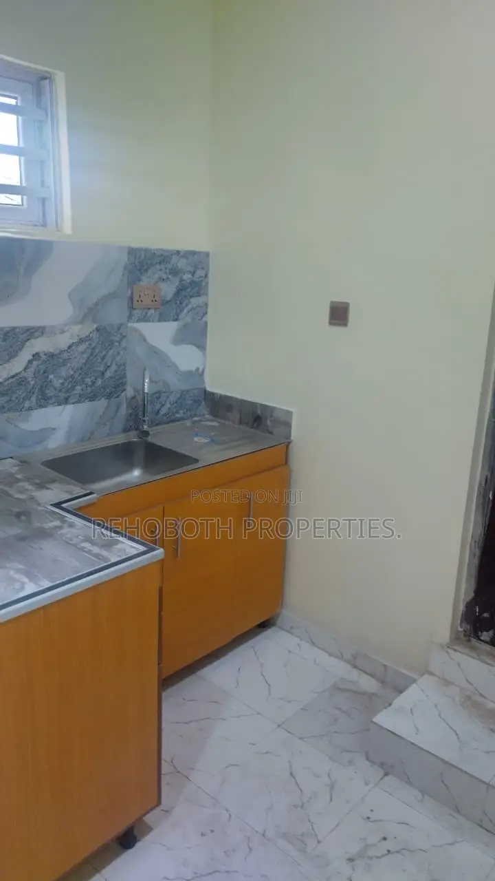 4bdrm Duplex in Alalubosa, Ibadan for sale in Ibadan