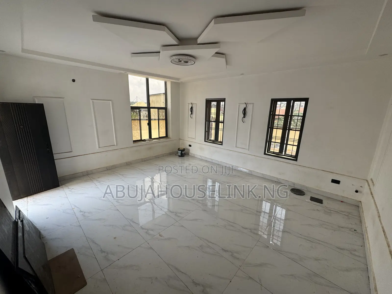 4bdrm Duplex in Guzape Abuja for sale in Guzape District